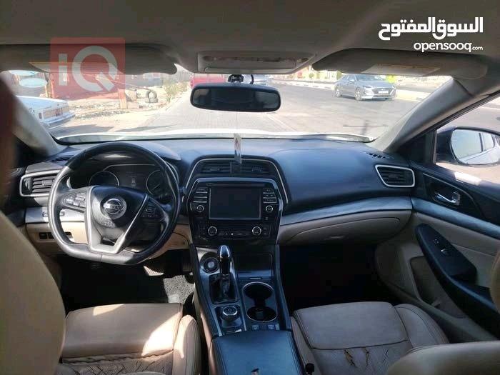 نيسان ماكسيما